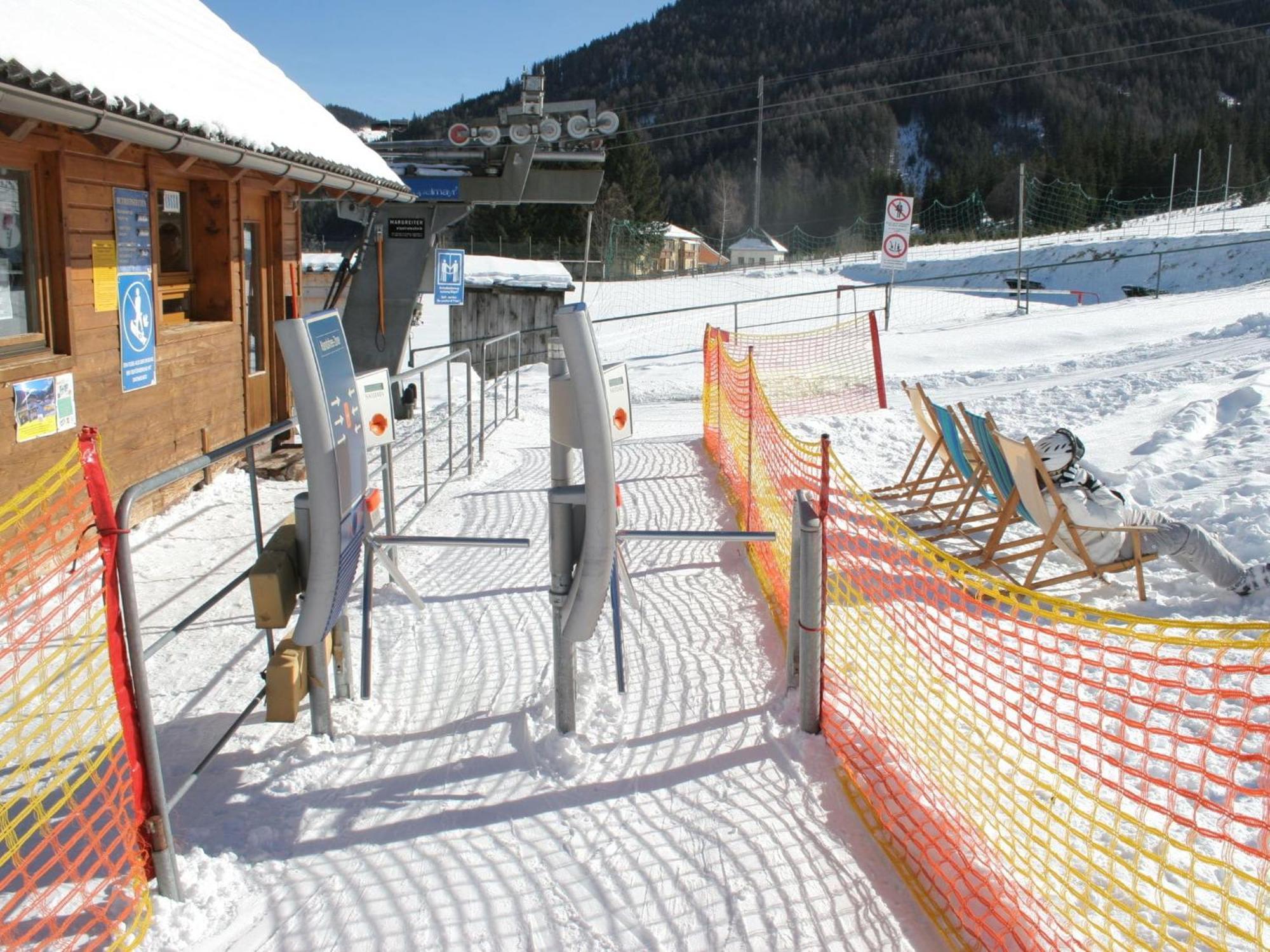Chalet In Hohentauern Near Ski Area With Sauna Exteriör bild